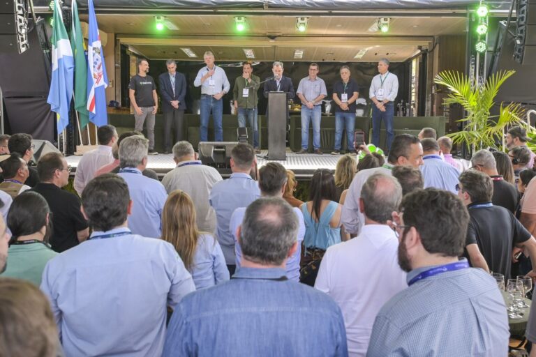 Brasil, capital global de la celulosa: Malinovski rompió récords con el Show Florestal 2025 y se consolida como referente en innovación forestal