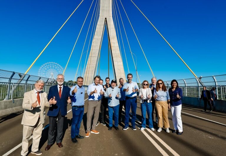 Con la presencia de Lula, habilitaron la circulación del Puente Internacional de la Integración entre Brasil y Paraguay