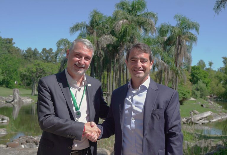 Fundación Temaikén cerró con YPF Luz un acuerdo para aumentar su consumo de energías renovables en sus instalaciones