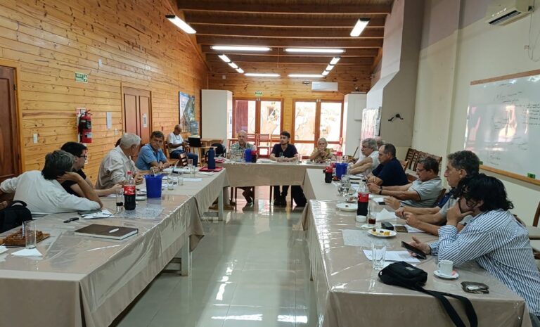 Misiones | Pymes madereras arrancan 2026 sin señales de reactivación y reclaman obras públicas, alivio fiscal y mejoras logísticas