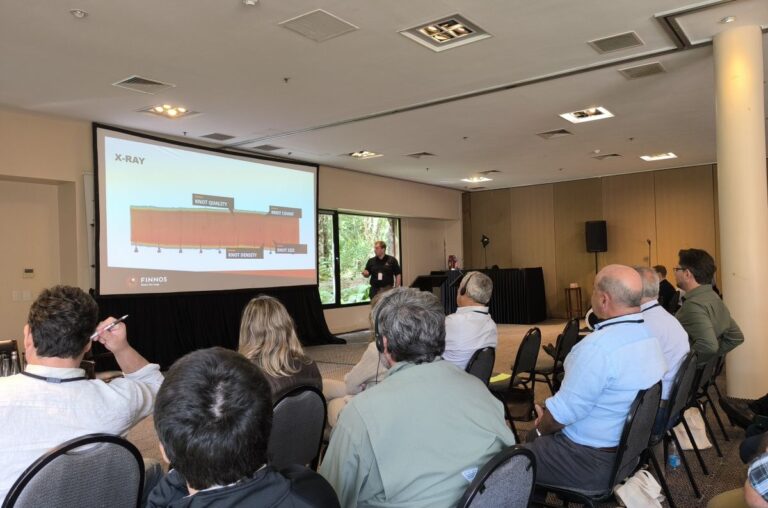 Del escaneo con IA a los mercados globales: la hoja de ruta de la industria forestal fue eje del debate en el Seminario Foresto-industrial del Cono Sur