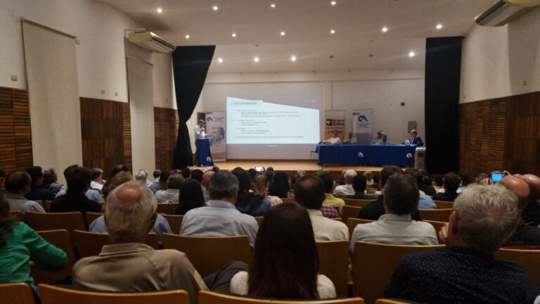 Proyectos de hidroeléctrica en Misiones | Ingenieros reabrieron el debate de cara a la sociedad sobre una nueva alternativa de construcción de la represa de Corpus a tres décadas del plesbiscito