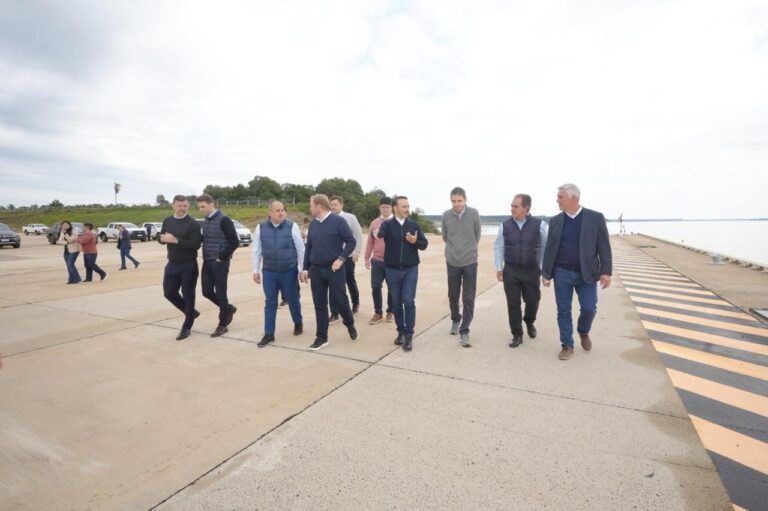 Corrientes | El Puerto de Ituzaingó operará en 45 días y se afianza el interés del capital austríaco