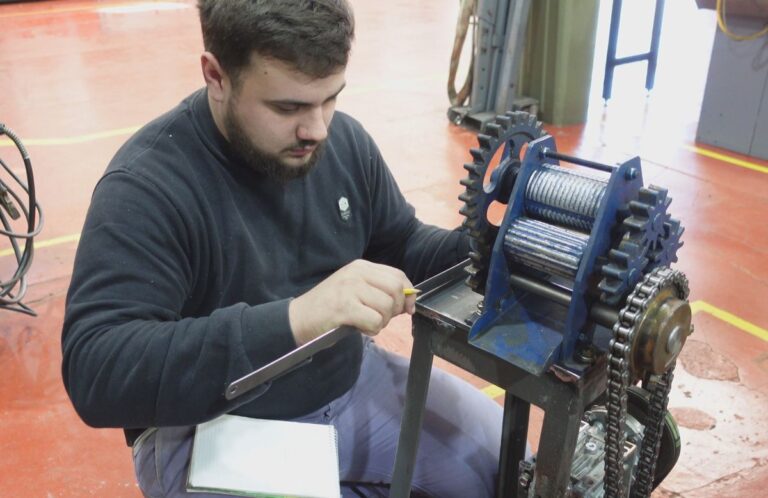 Con apoyo del INTA y el Centro DEULA, jóvenes misioneros se capacitan en Alemania para fortalecer la industria metalmecánica 