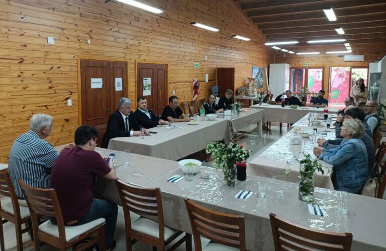 Escenario para recomposición salarial, abastecimiento frente al impacto de El Niño y agenda legislativa fueron analizados por PyMEs de APICOFOM